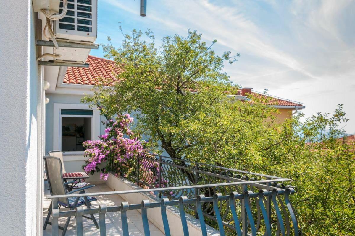 Ferienwohnung Apartman Ilonka Novi Vinodolski Exterior foto